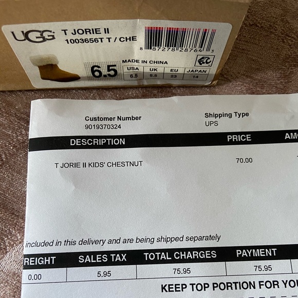 BABY BOY OR GIRL UGG JORIE II BOOTS - Picture 10 of 10